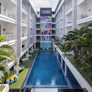 Dash Hotel Seminyak